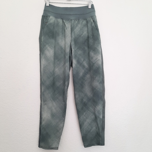 ATHLETA Nolita Slim Tapered Printed Crop Pants 4 - Picture 3 of 6